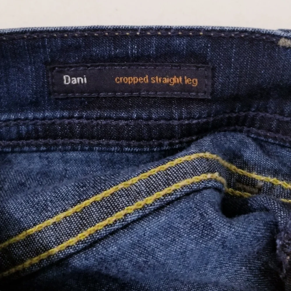 COH Citizens of Humanity Dani Cropped Straight Leg Cuffed Blue Jeans Sz 26 - Picture 10 of 13